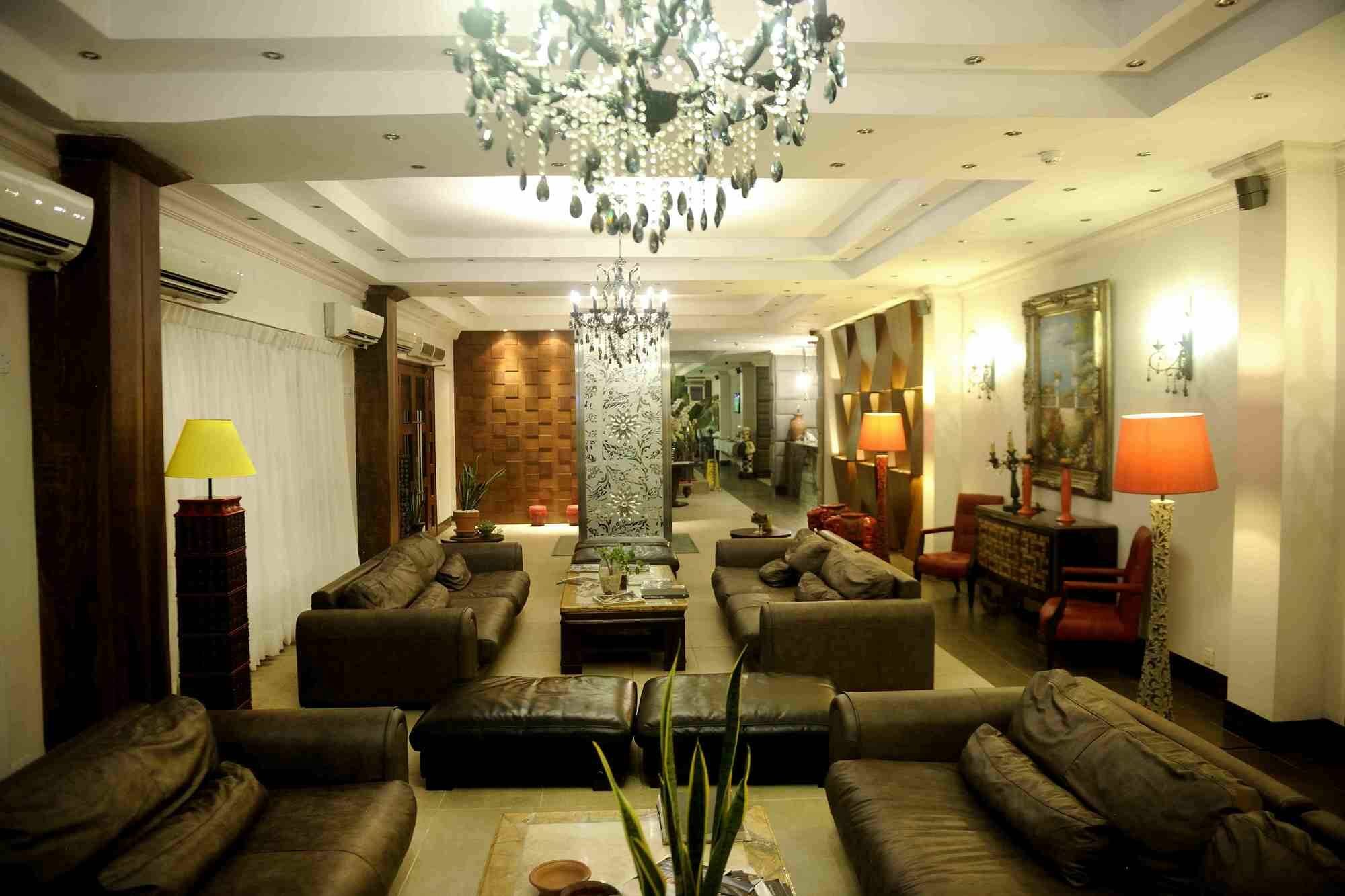 The Blowfish Hotel ลากอส ภายนอก รูปภาพ